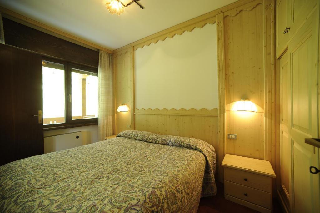 Residence Edelweiss San Martino Di Castrozza Exterior foto