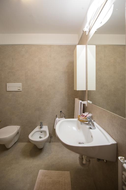 Residence Edelweiss San Martino Di Castrozza Exterior foto